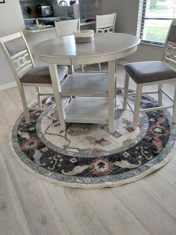 Customer photo for review titled "Great rugs"
