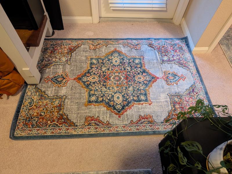 Customer photo for review titled "Perfect for my office"