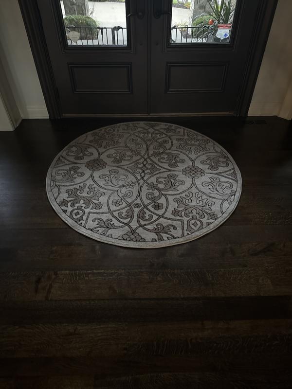 Customer photo for review titled "Great rugs"