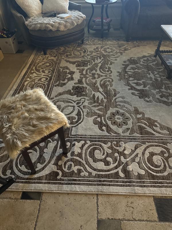 Customer photo for review titled "Great rugs"
