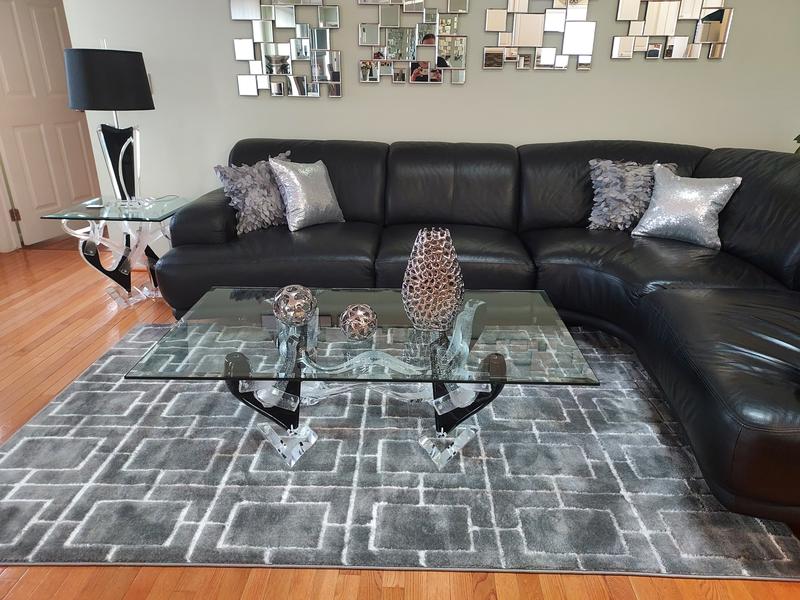 Customer photo for review titled "This rug is beautiful"