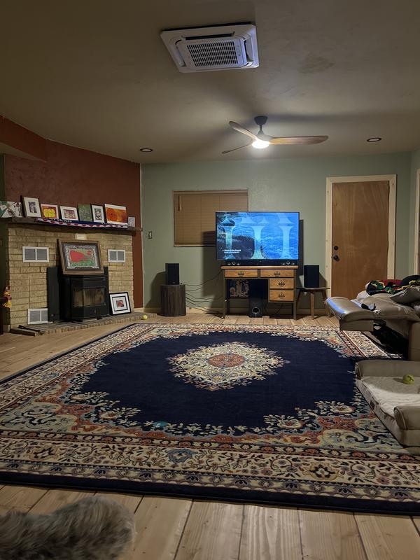 Customer photo for review titled "Ties the room together man"