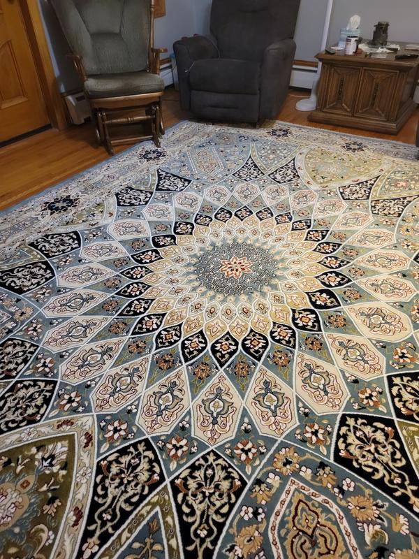 Customer photo for review titled "Great quality great pricing and very attractive"