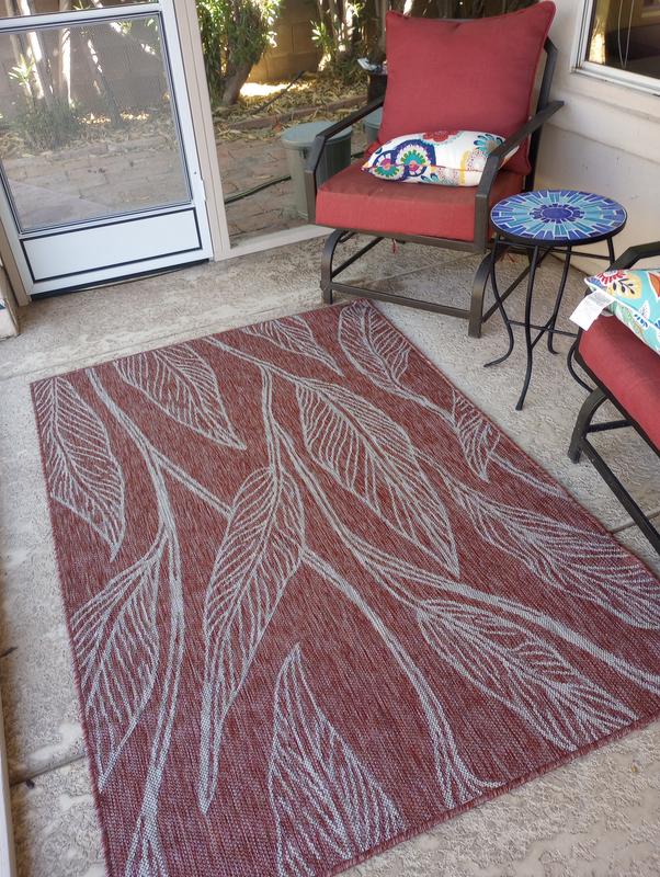 Customer photo for review titled "Lovely addition to my patio"