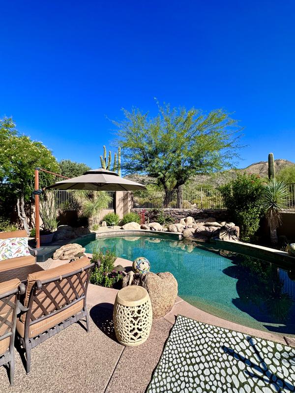 Customer photo for review titled "Excellent pool rug!"