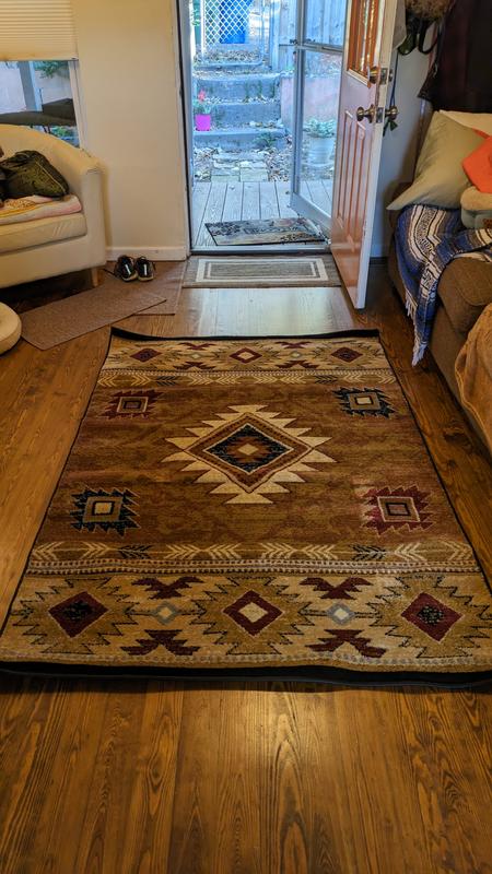 Customer photo for review titled "Color not close to picture"