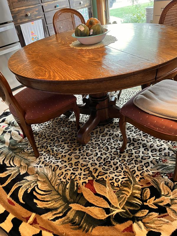 Customer photo for review titled "Perfect round rug."