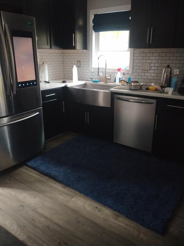 Customer photo for review titled "Beautiful rug"