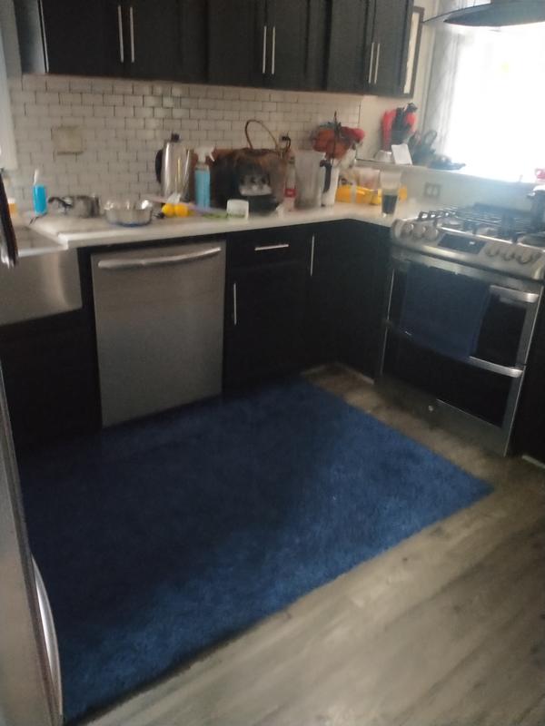 Customer photo for review titled "Beautiful rug"