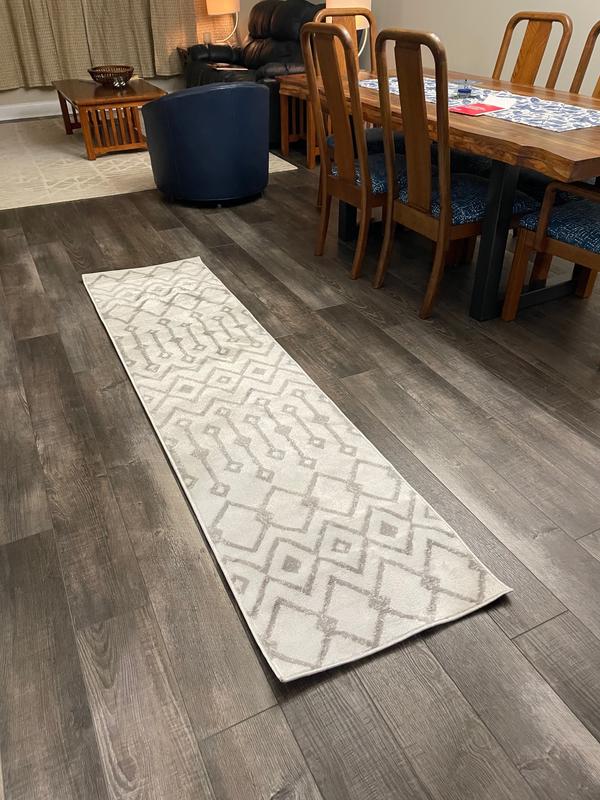Customer photo for review titled "Runners make the Space!"