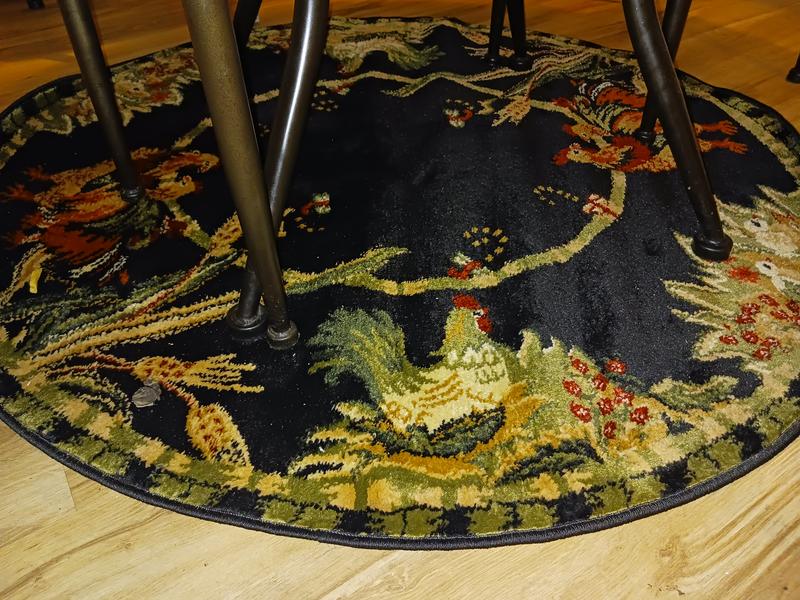 Customer photo for review titled "Perfect little rug"