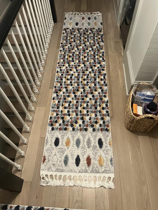 Customer photo for review titled "Nice rug!"