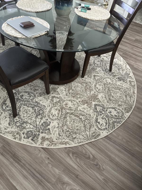 Customer photo for review titled "Fantastic 8 foot rug"