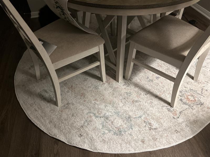 Customer photo for review titled "Pretty But Thin"