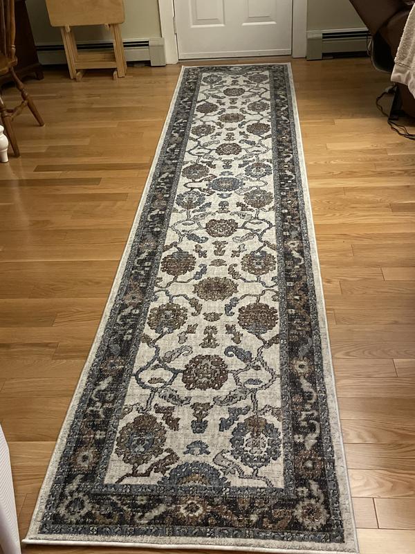 Customer photo for review titled "Great runners!"