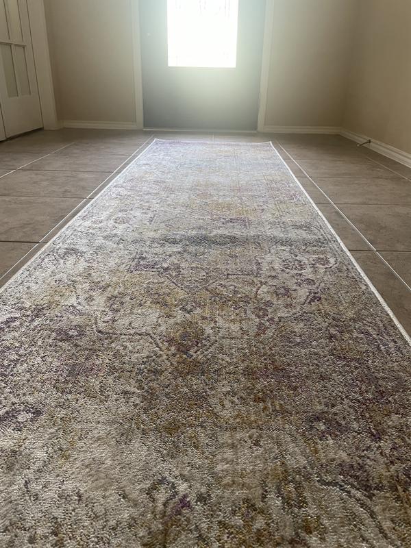 Customer photo for review titled "Rug Looks Weird"