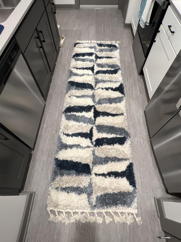 Customer photo for review titled "Plush & Stylish"