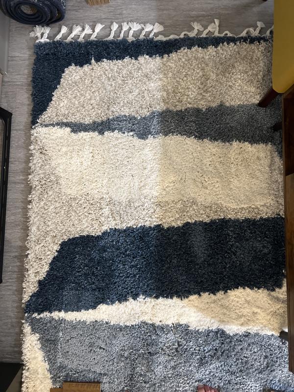 Customer photo for review titled "Plush & Stylish"