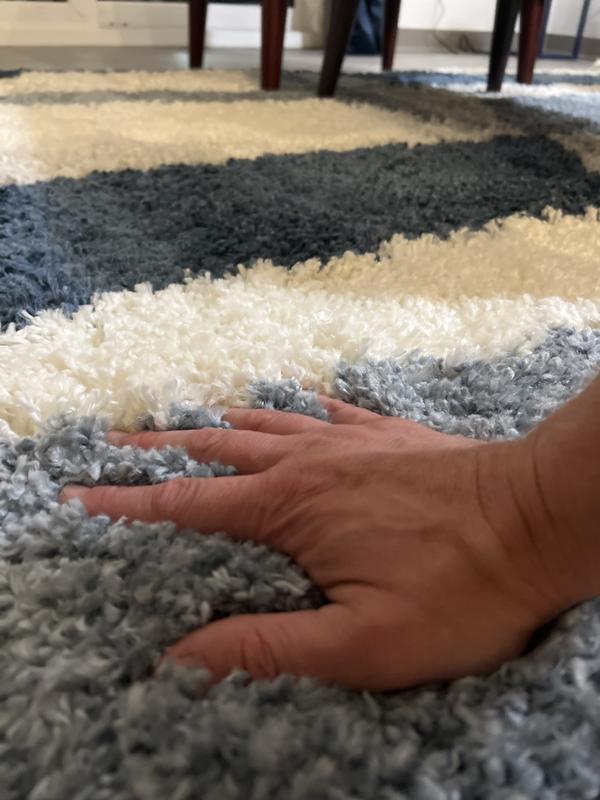 Customer photo for review titled "Plush & Stylish"