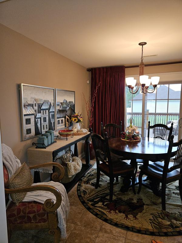 Customer photo for review titled "Pastoral Round Rug"