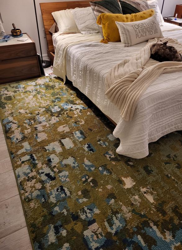 Customer photo for review titled "Love the rug"