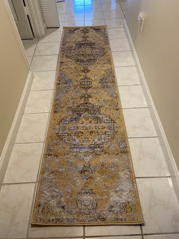 Customer photo for review titled "Hallway Runner"