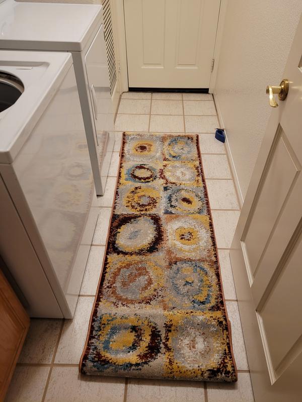 Customer photo for review titled "Great rug design & perfect for laundry room"