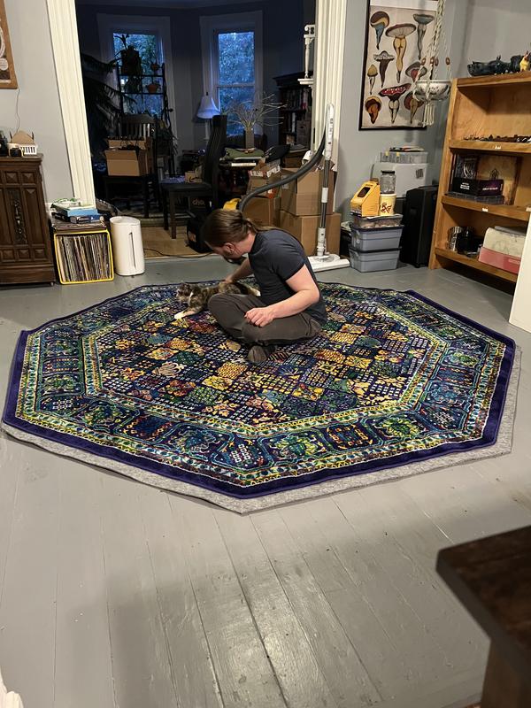 Customer photo for review titled "Really ties the room together"