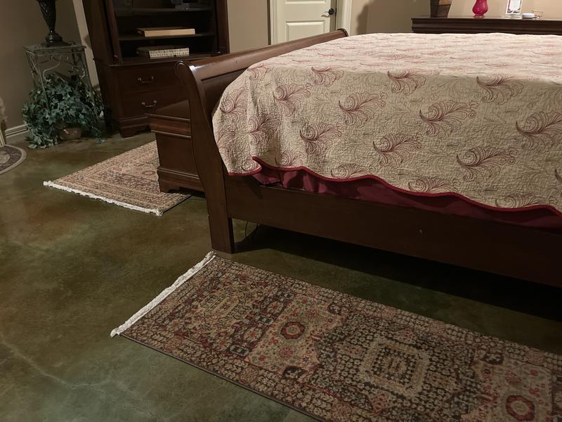 Customer photo for review titled "Perfect size"