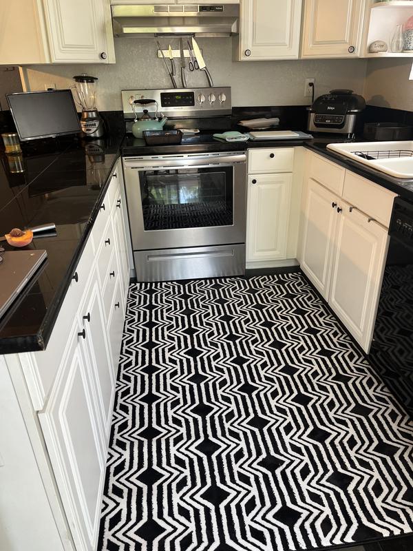 Customer photo for review titled "Soft on the Toes"