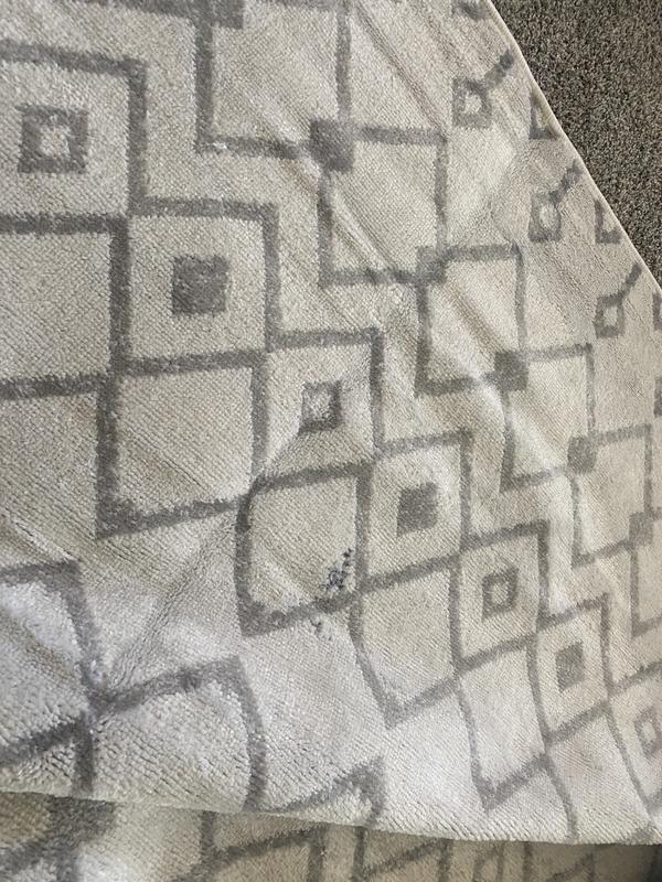 Customer photo for review titled "Incredibly cheap & terrible quality"