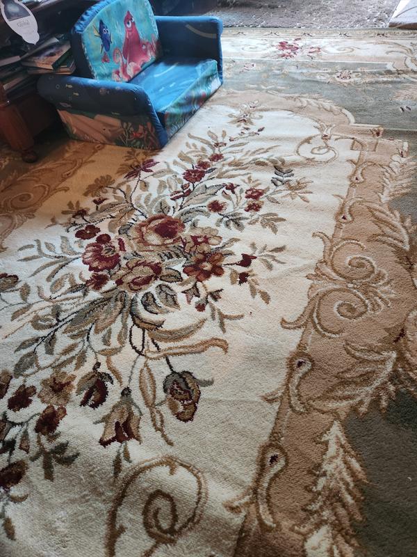 Customer photo for review titled "Great carpet and is beautiful"