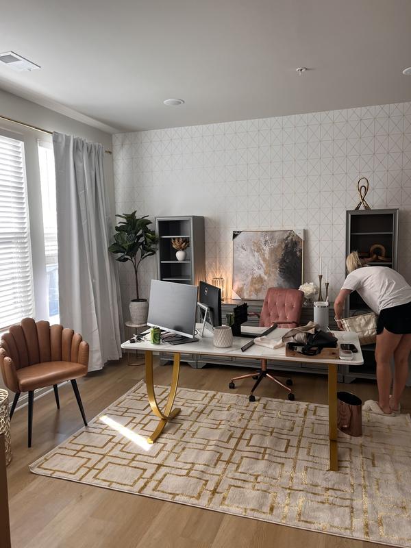 Customer photo for review titled "Glamour"