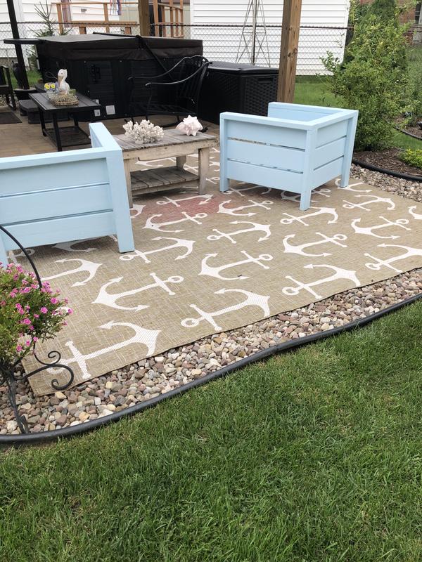 Customer photo for review titled "Do not buy if putting in sun"