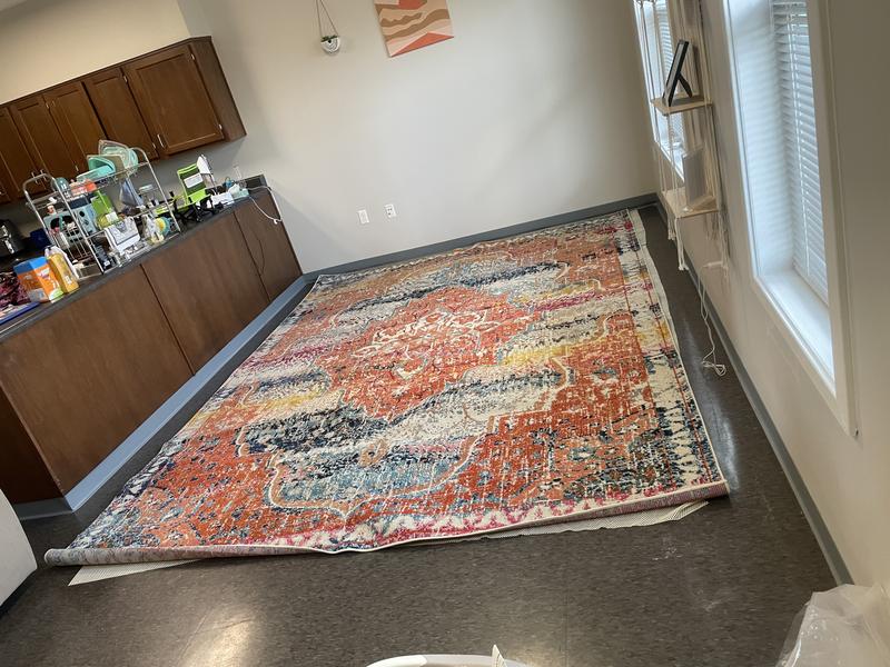 Customer photo for review titled "Bold and beautiful"