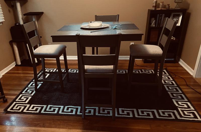 Customer photo for review titled "5'3 Hera Rug"