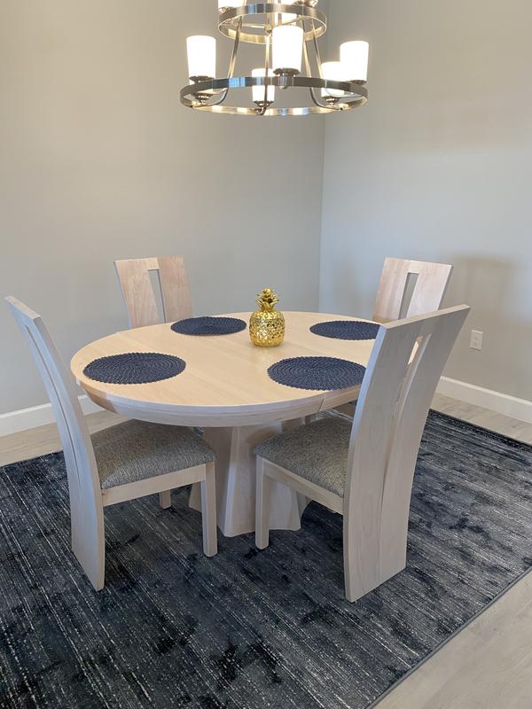 Customer photo for review titled "Nice navy rug"