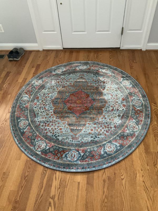 Customer photo for review titled "Looks beautiful"