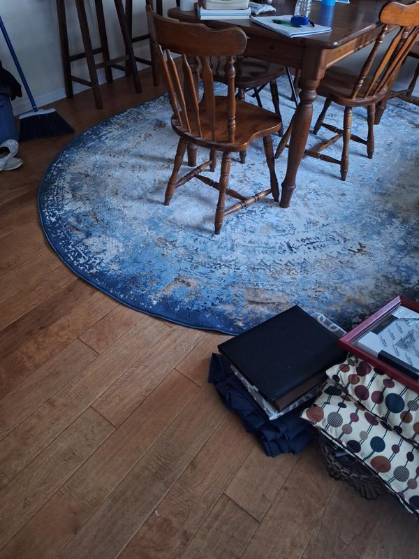 Customer photo for review titled "Shimmering colors!"