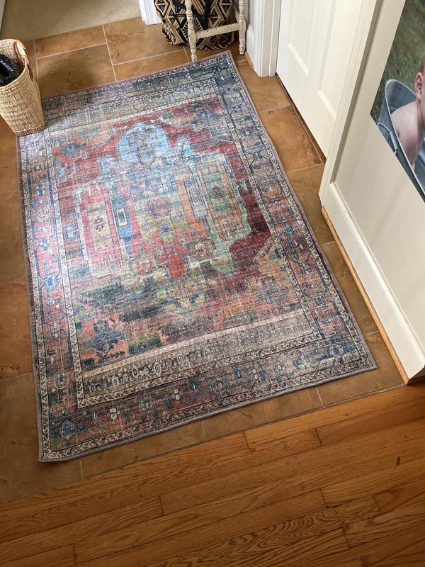 Customer photo for review titled "Great color! Easy vacuum"