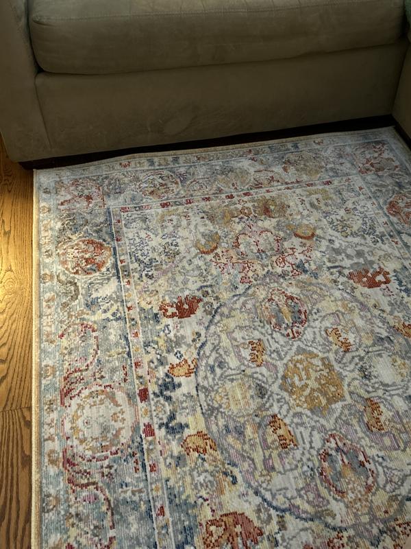 Customer photo for review titled "Beautiful rug"