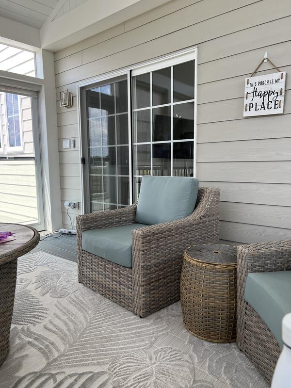 Customer photo for review titled "A beautiful rug!"