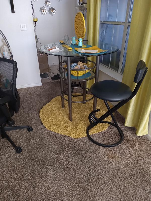 Customer photo for review titled "Octagonal Yellow Mustard Rug"