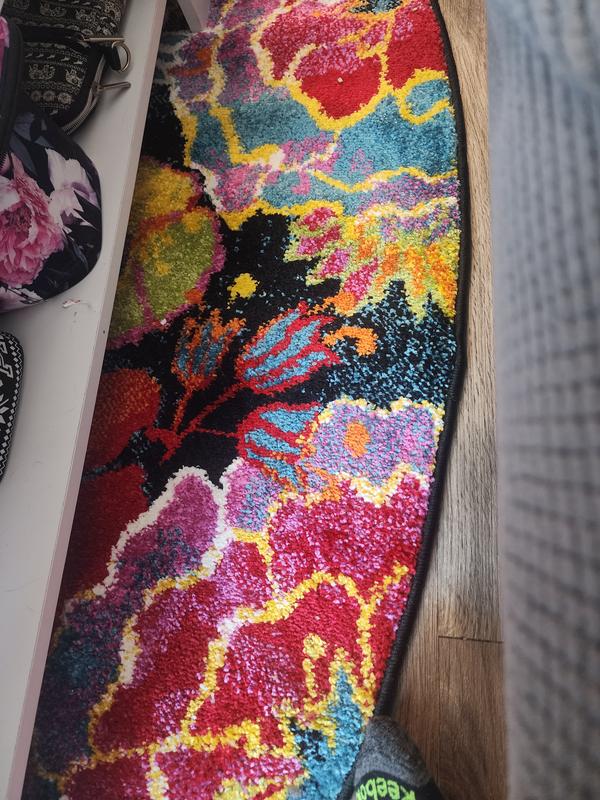 Customer photo for review titled "Tuscan rug"