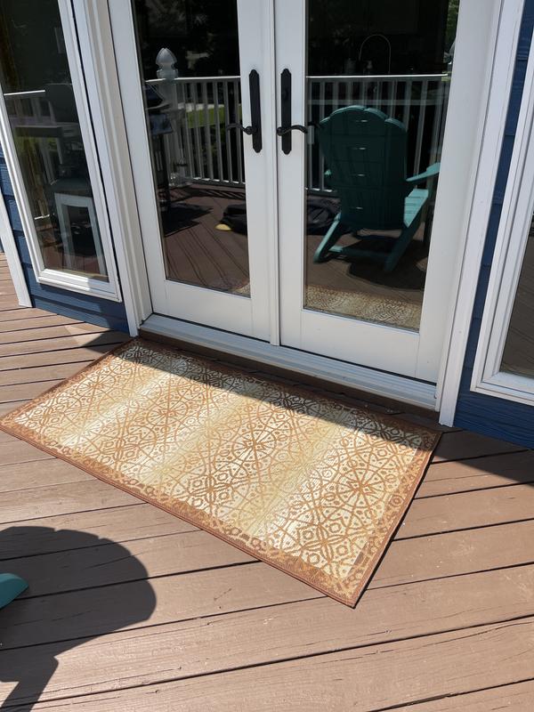 Customer photo for review titled "Pretty pattern and color"