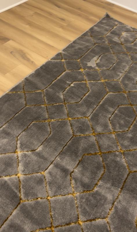 Customer photo for review titled "Meh"