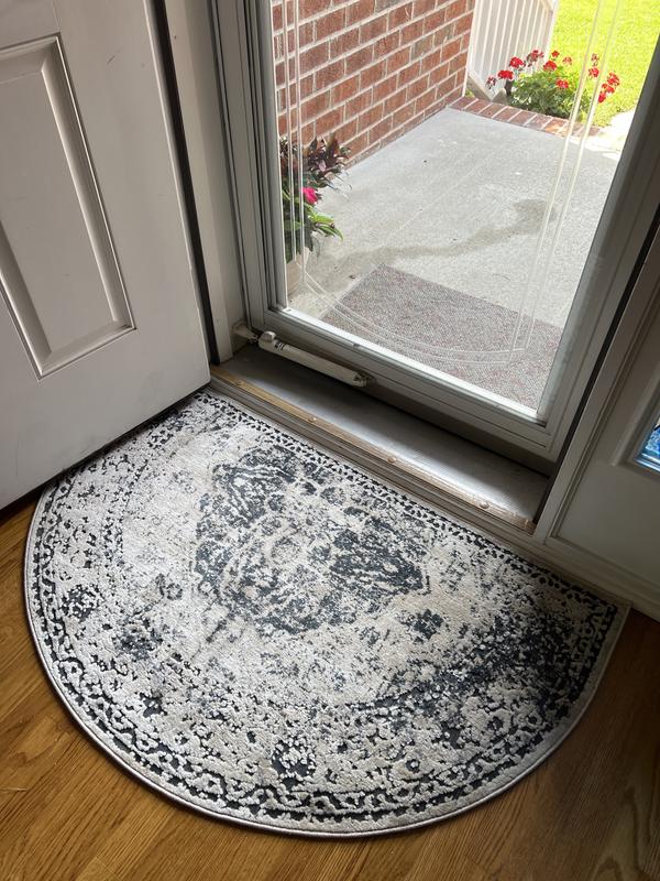 Customer photo for review titled "Great rug"