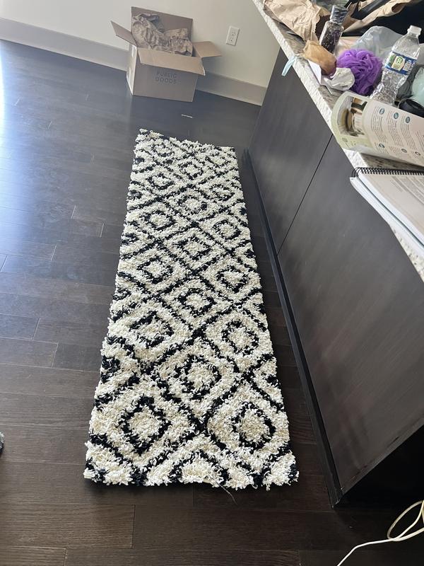 Customer photo for review titled "Good rug"