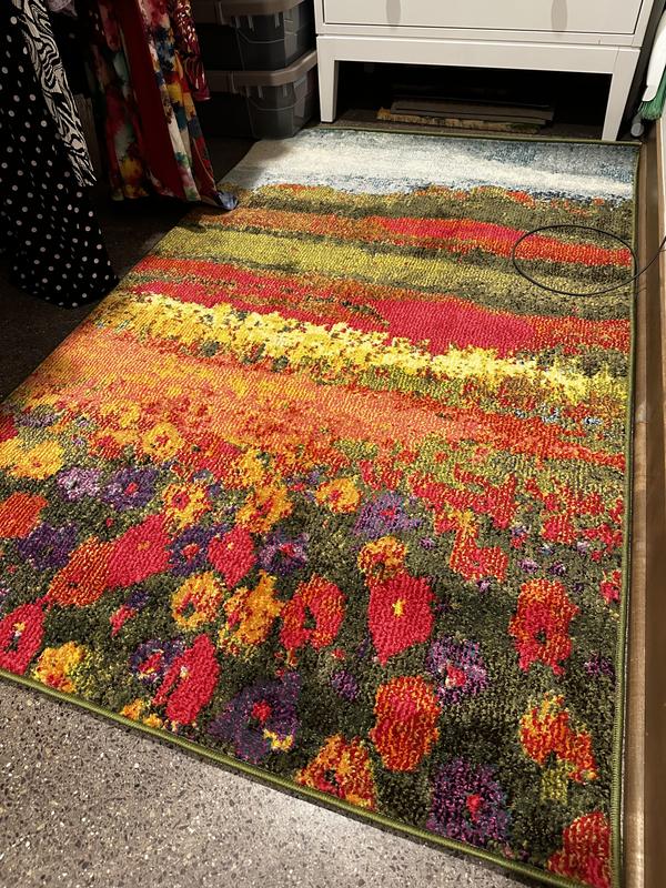 Customer photo for review titled "Simply a good rug!"