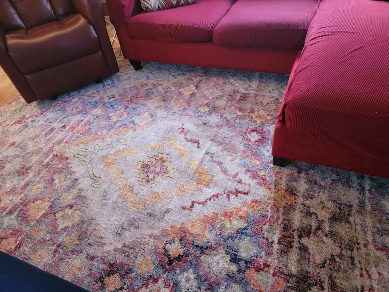 Customer photo for review titled "Beautiful rug"